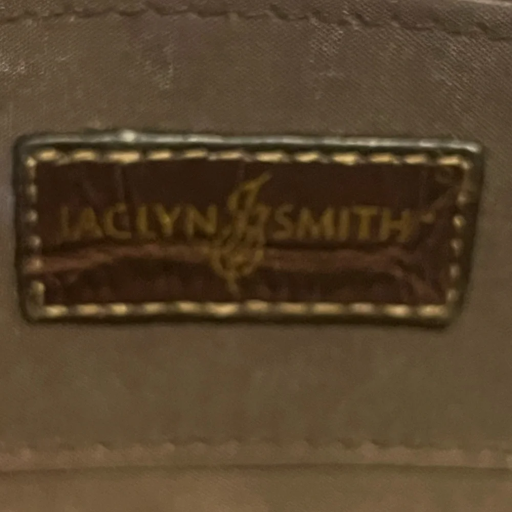 Jaclyn smith Brown Crocodile-Embossed Crossbody Bag - Picture 12 of 12